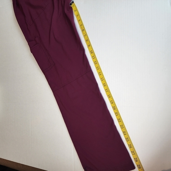 Koi Basics size M women scrub pants uniform wine color - Picture 9 of 13